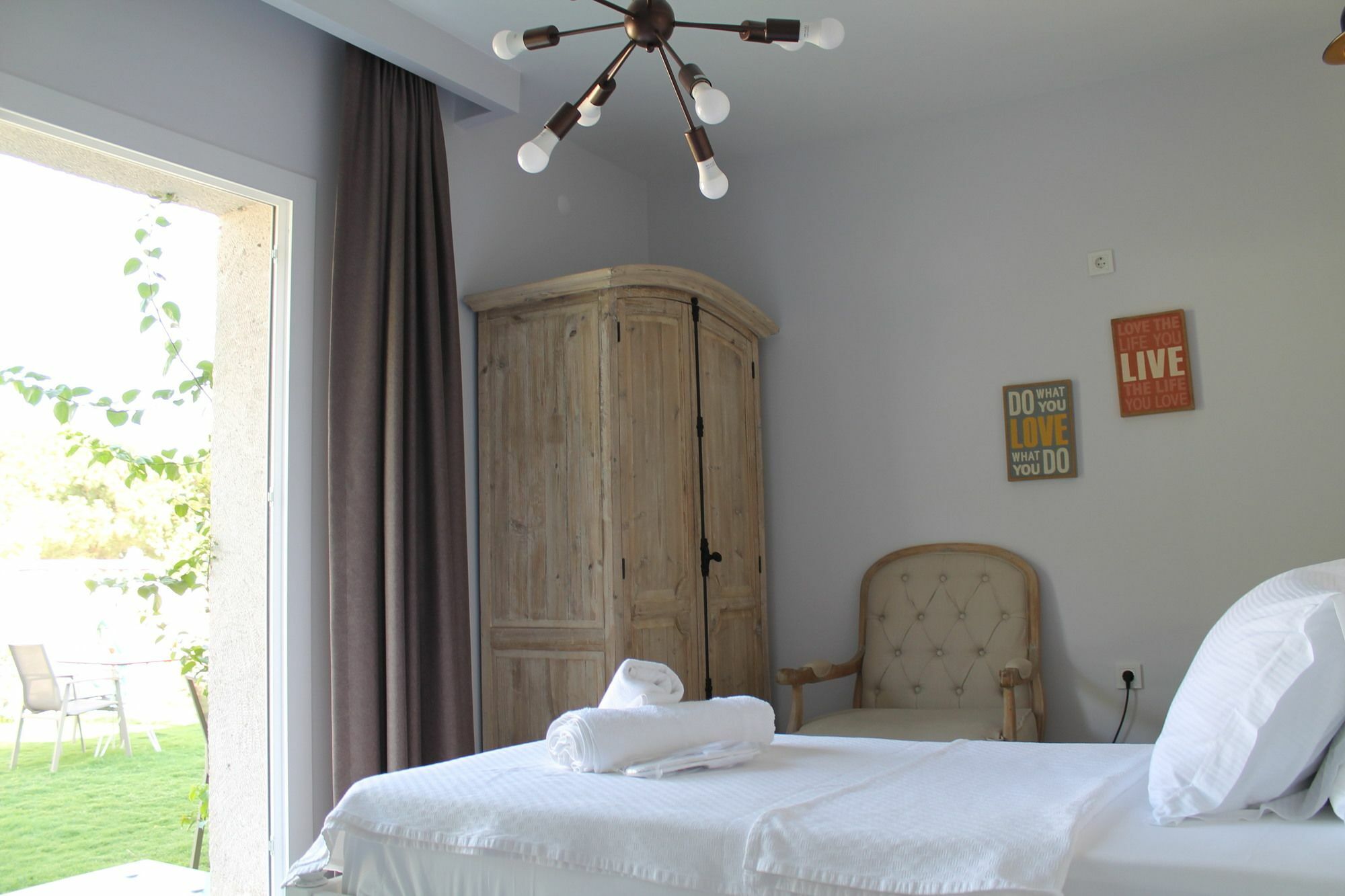 Alacaat Otel Alacati Exterior foto